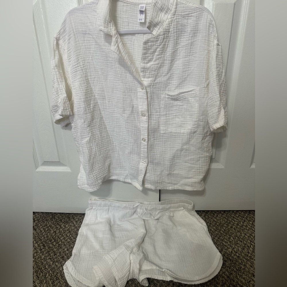 Cute linen set!